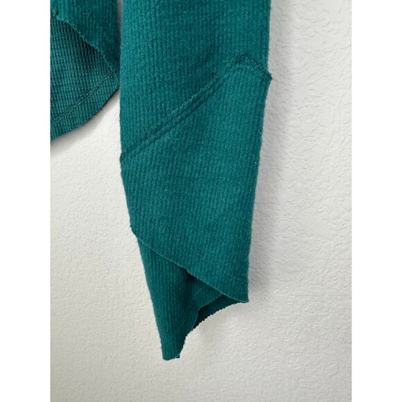 FREE PEOPLE Square Neckline Cross Back Cropped Thermal Sweater Top Green Size XS - Picture 4 of 7